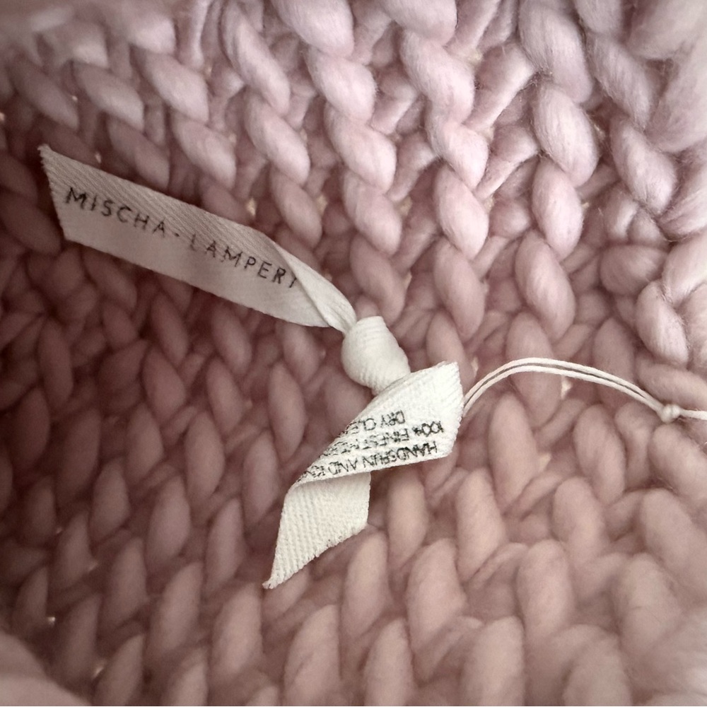Mischa Lampert Baby Pink Beanie Pomster + Baby Pink XL Pom Deep - Picture 3 of 3